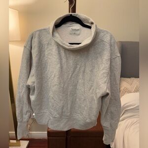Abercrombie Cropped Turtle Neck Sweater